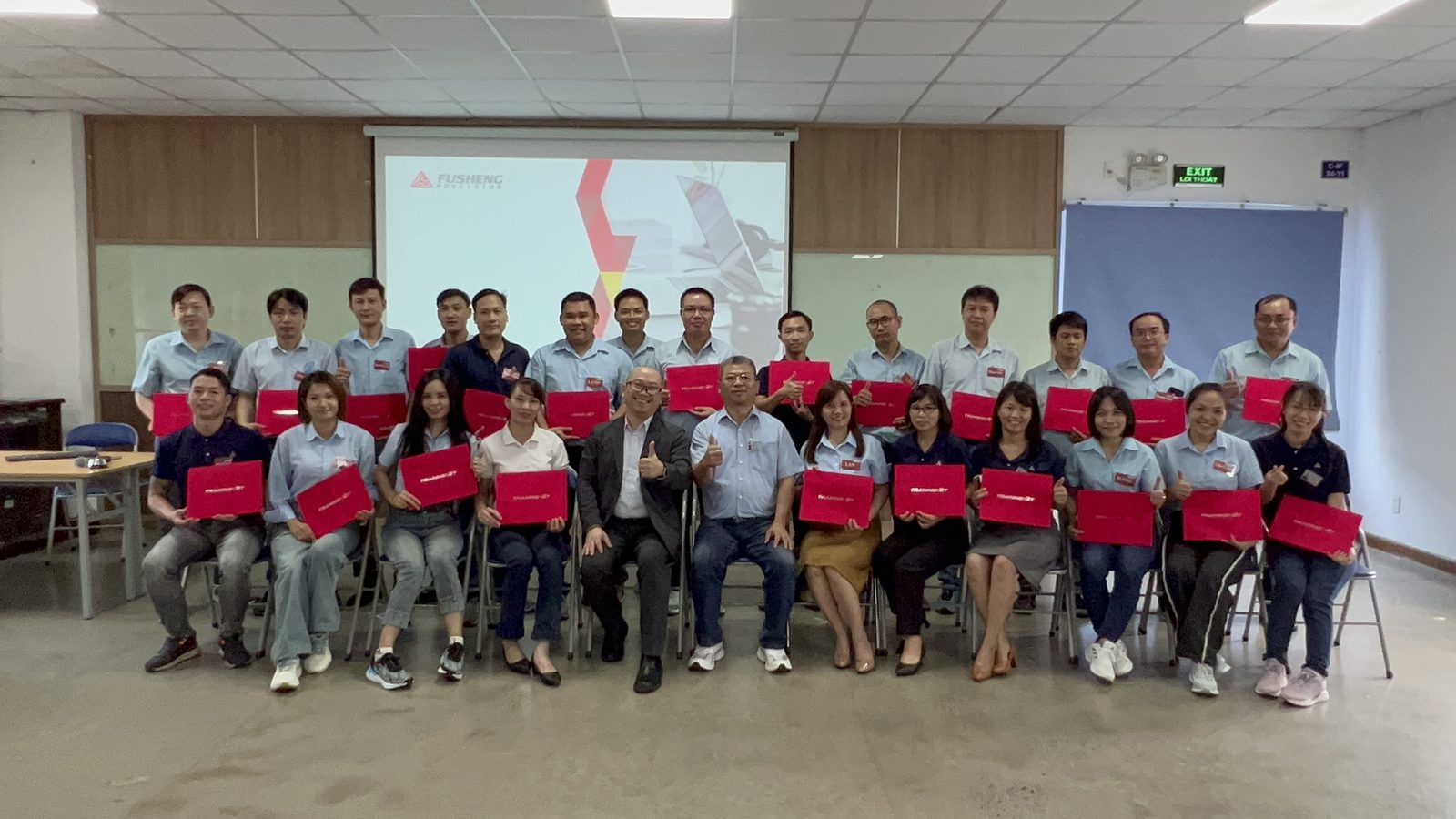 Vision - Báo Cáo Thuyết Trình Cuối Khóa